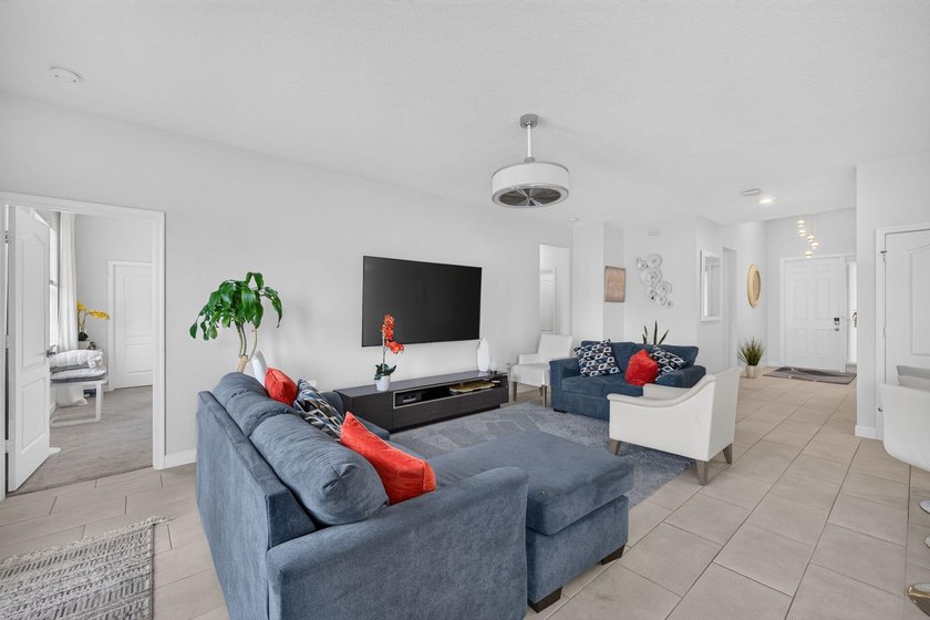 Welcome to this charming 4 bed, 3 full bath, 2 car garage home - photo 12