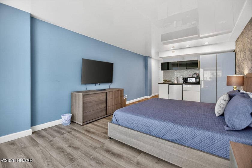 High-ROI Double Unit - Proven Income Producer at Oceanside Inn - photo 32