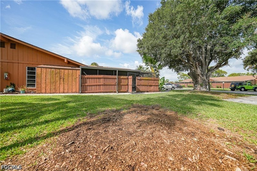 Short Sale. **INCREDIBLE VALUE and an opportunity you don't want - photo 3