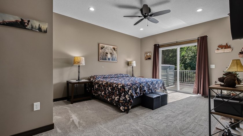 Enjoy lakefront living in this 4-bedroom, 3-bath home on scenic - photo 12