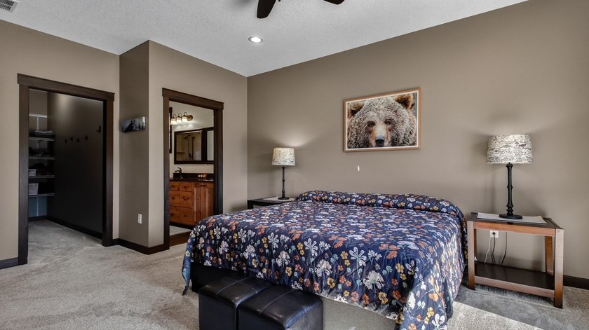 Enjoy lakefront living in this 4-bedroom, 3-bath home on scenic - photo 13