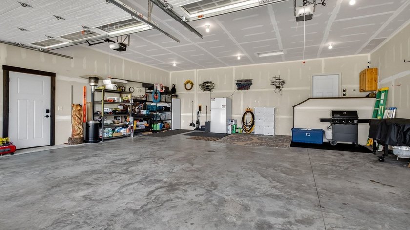 Enjoy lakefront living in this 4-bedroom, 3-bath home on scenic - photo 30