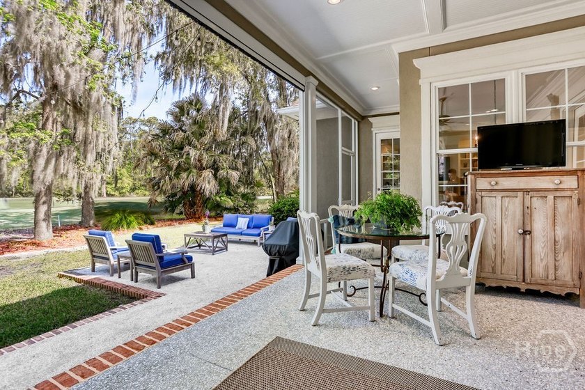 Experience the perfect marriage of traditional elegance and - photo 50