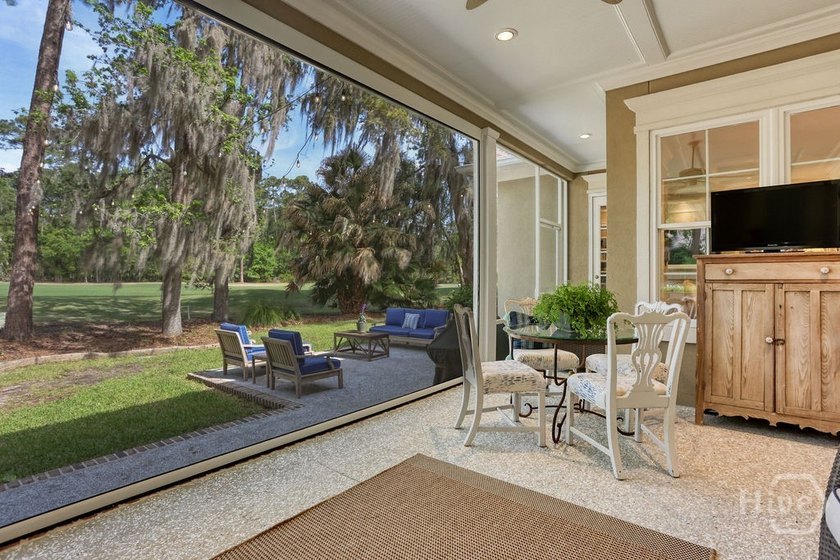 Experience the perfect marriage of traditional elegance and - photo 52