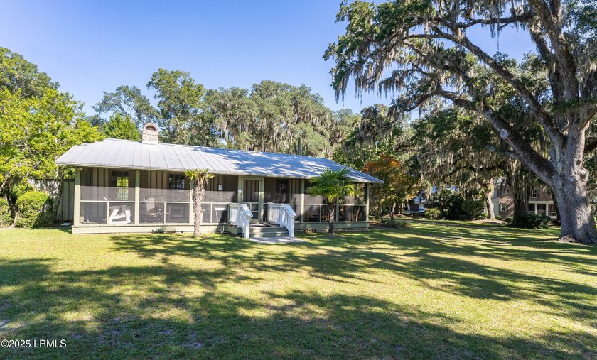 Tucked away on a quiet cul-de-sac in the gated community of Bull - photo 35