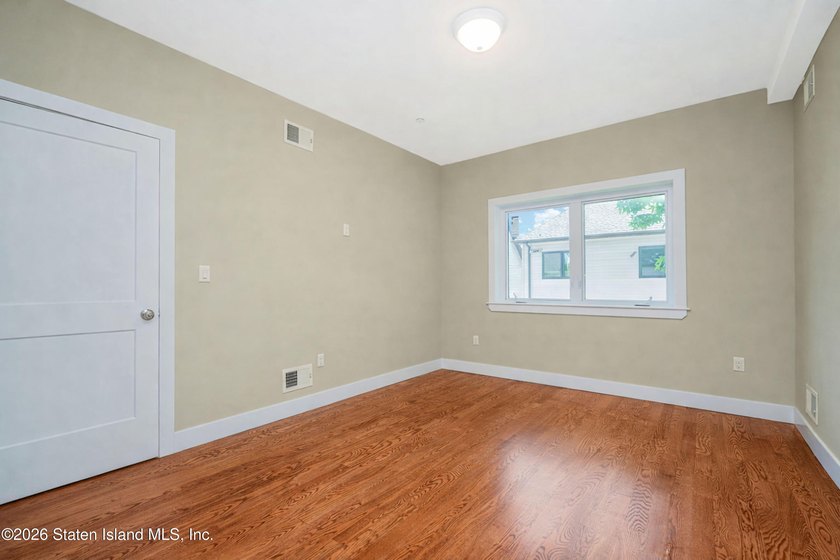 NEW CONSTRUCTION 6-OVER-6 Located in the desirable section of - photo 11