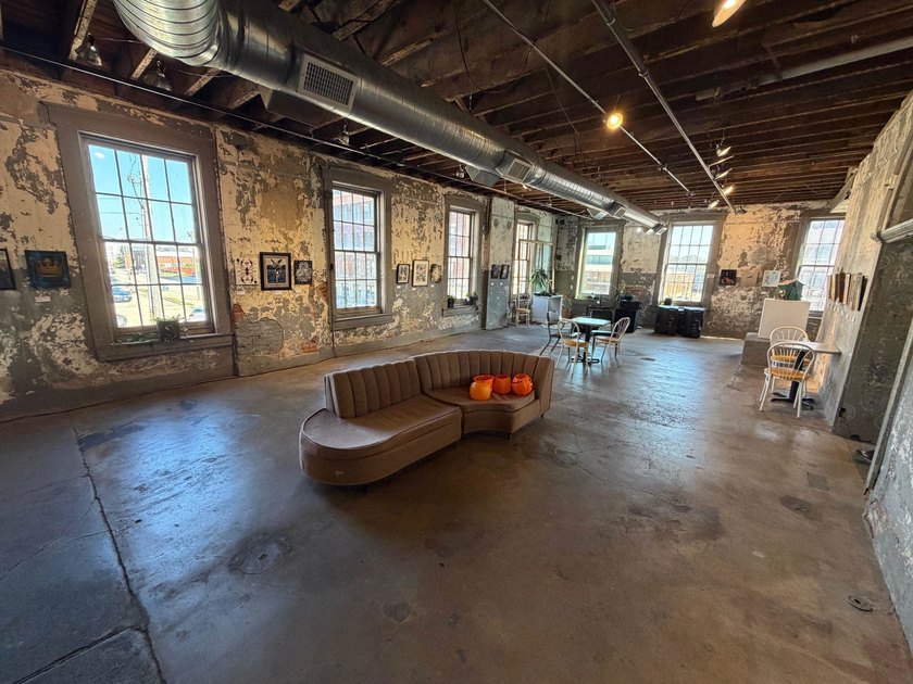 62 E 7th Street, Dubuque, IA - *The Smokestack* Offered at $685 - photo 33