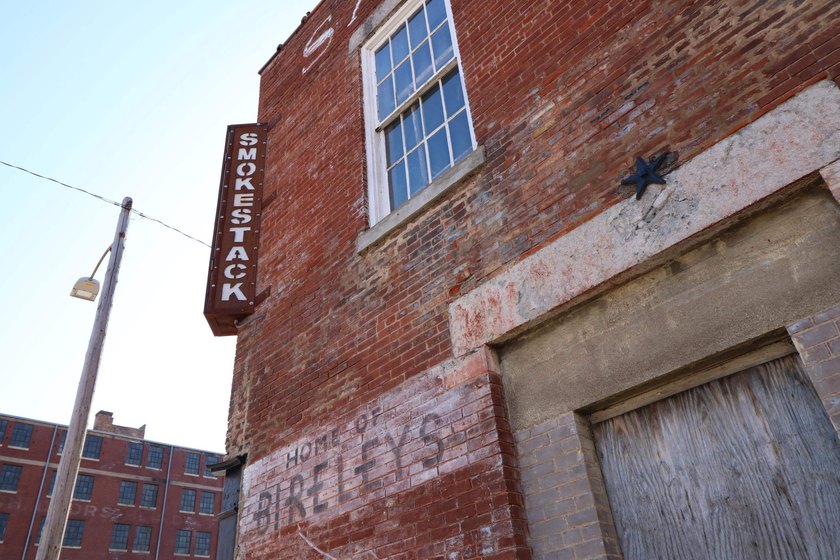 62 E 7th Street, Dubuque, IA - *The Smokestack* Offered at $685 - photo 49
