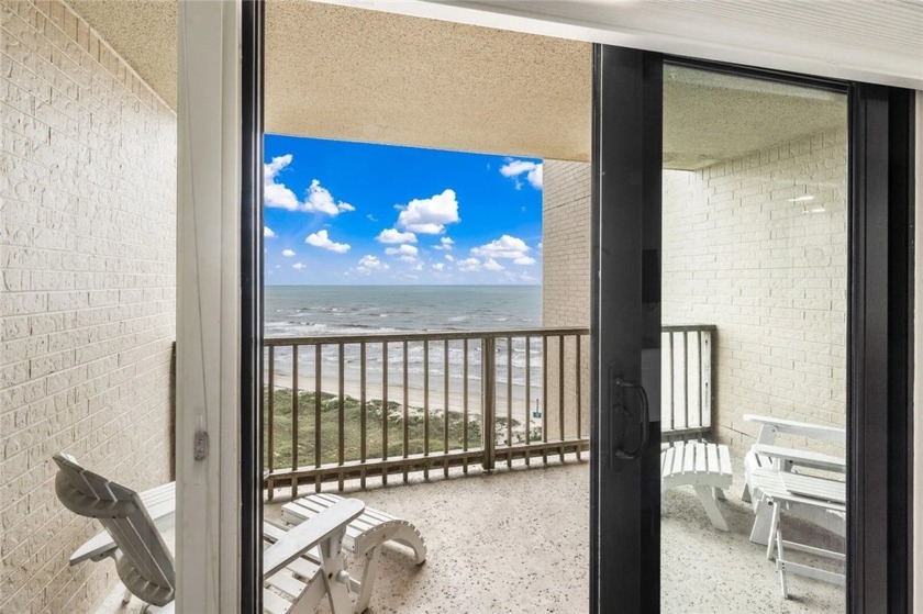 Beachfront Condo Beauty! Looking for beachfront condo with - photo 26