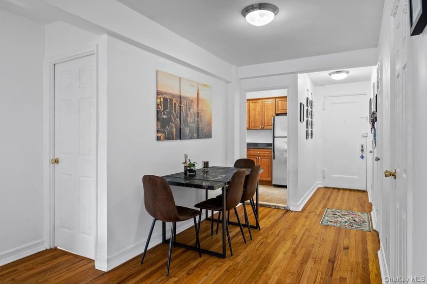 Fabulous top floor 2 bedroom unit close to the new bustling - photo 8