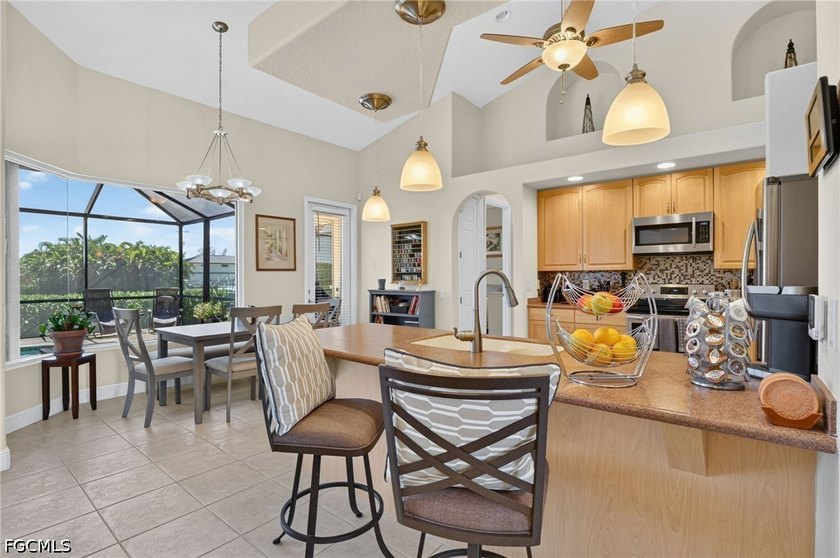 **Stunning, Meticulously Maintained Pool Home with Dock on - photo 8
