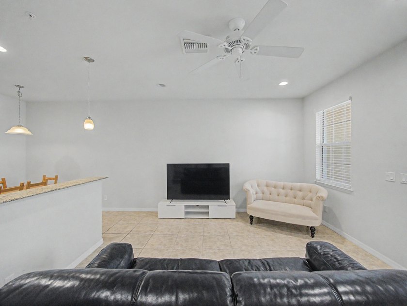 Highly sought after Sandpiper Cove Botanica townhome, In the - photo 17