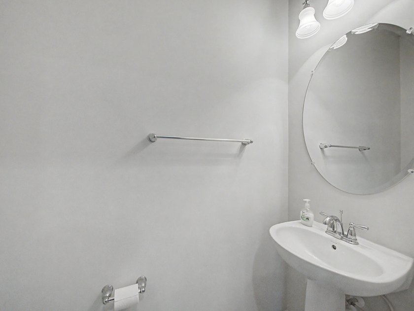 Highly sought after Sandpiper Cove Botanica townhome, In the - photo 35