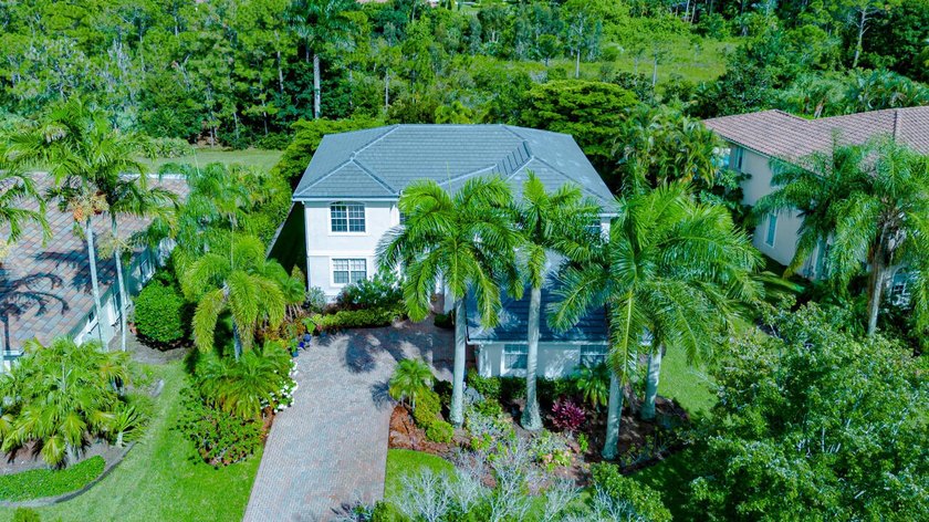 Beautiful Estates of Hammock Creek - This 5BR/3BA with New Roof - photo 4