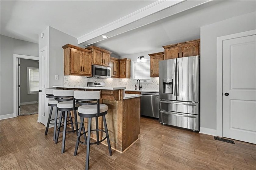 Completely renovated from top to bottom, this beautifully - photo 9