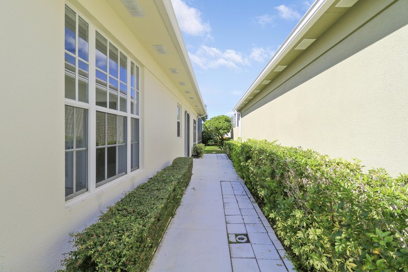 Light, bright, and move-in ready, this immaculate home offers a - photo 43