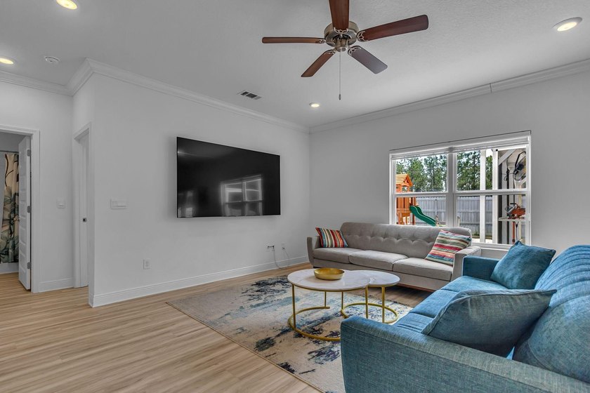 Seller offers $5,000 credit to Buyer at closing with acceptable - photo 11