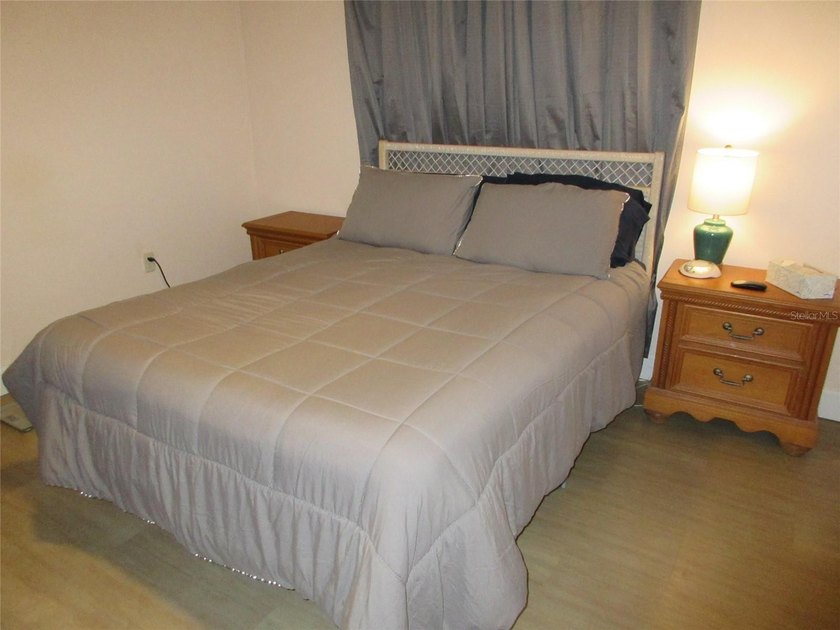 YOU DON'T WANT TO PASS UP THIS BEAUTIFULLY UPDATED, TURNKEY, 1st - photo 14