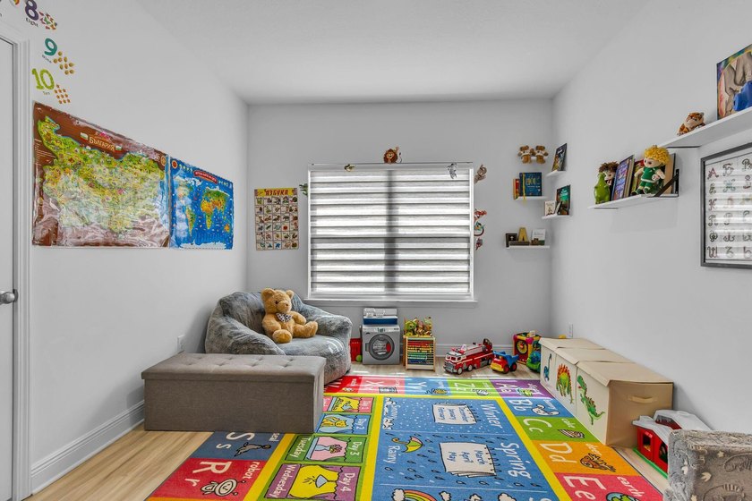 Seller offers $5,000 credit to Buyer at closing with acceptable - photo 21