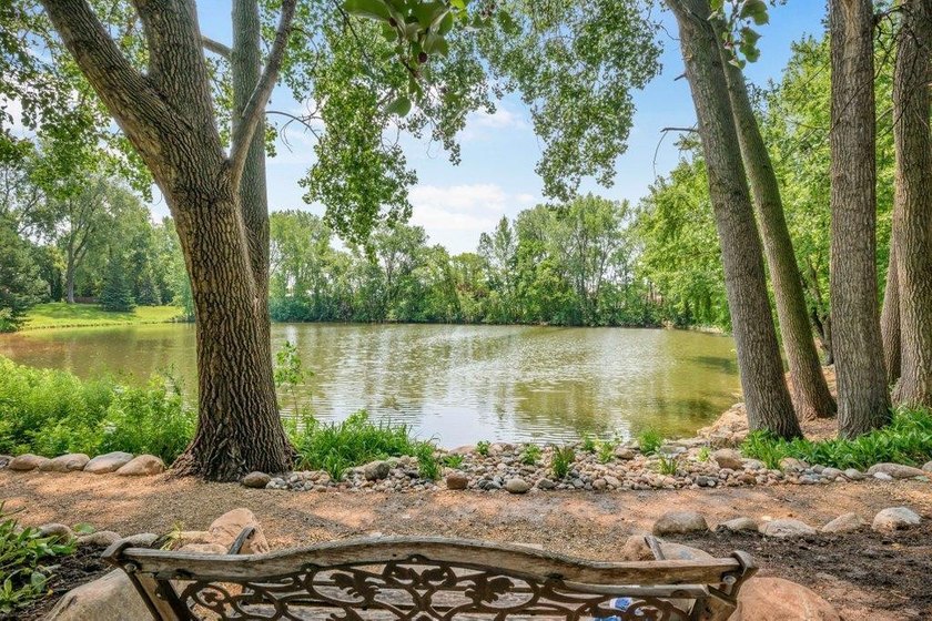 Enjoy easy, single-level living in this beautifully maintained - photo 23