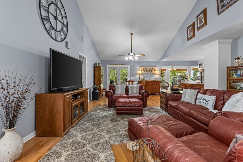 ONE LEVEL RANCH in EXCELLENT CONDITION in AWESOME LAKE - photo 16
