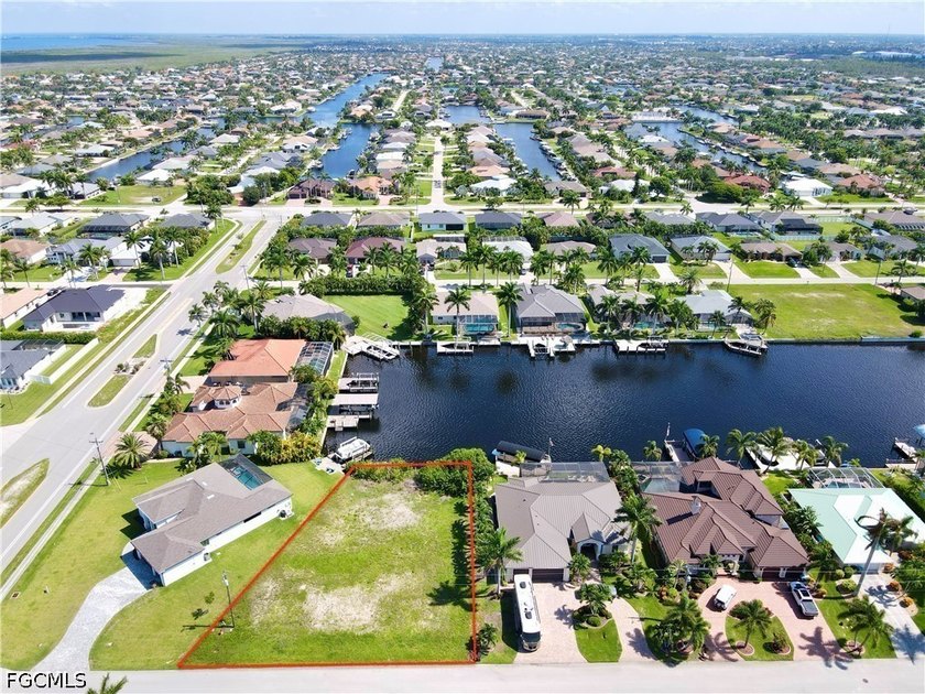 Fantastic opportunity to build your dream home on this oversized - photo 6