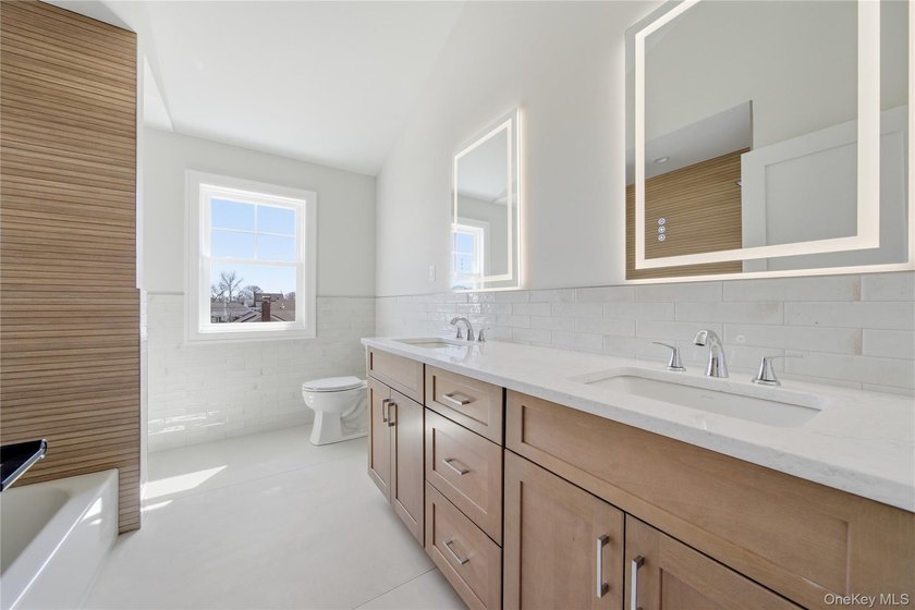 Welcome to this beautifully crafted 5 bedroom, 3 full bath home - photo 26
