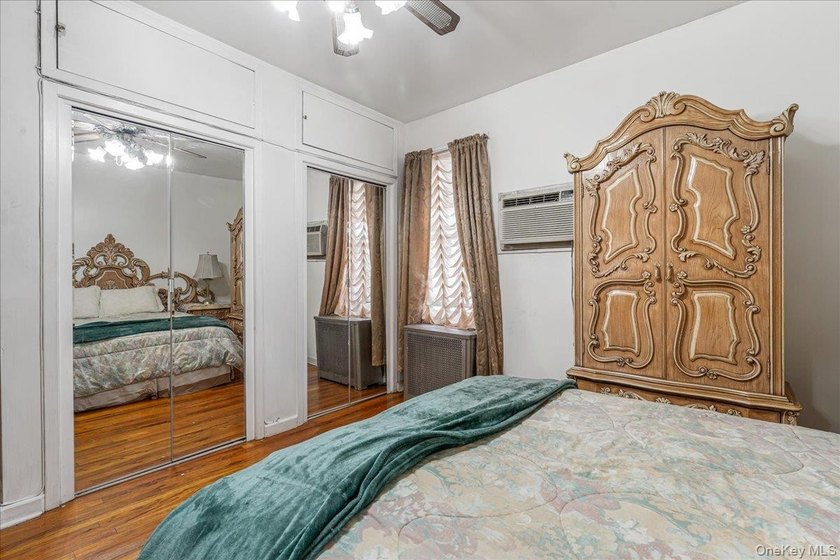 East Flatbush Opportunity! Welcome to this solid 3-bedroom, 2 - photo 14