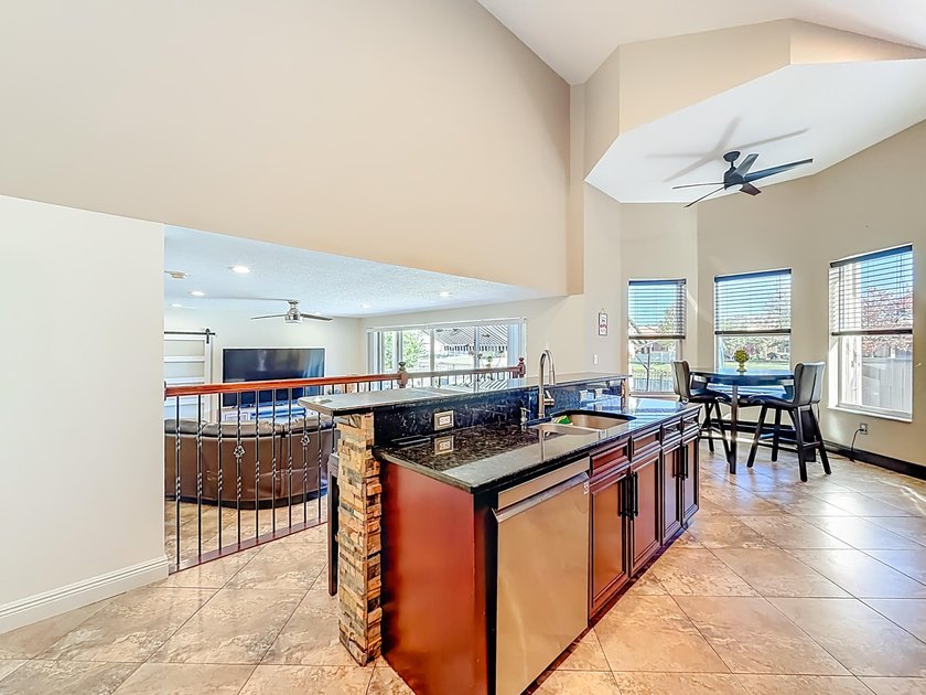 Spectacular 4 bedroom 3 full bath LAKE VIEW home in the - photo 19