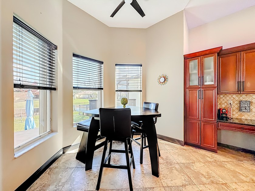 Spectacular 4 bedroom 3 full bath LAKE VIEW home in the - photo 27