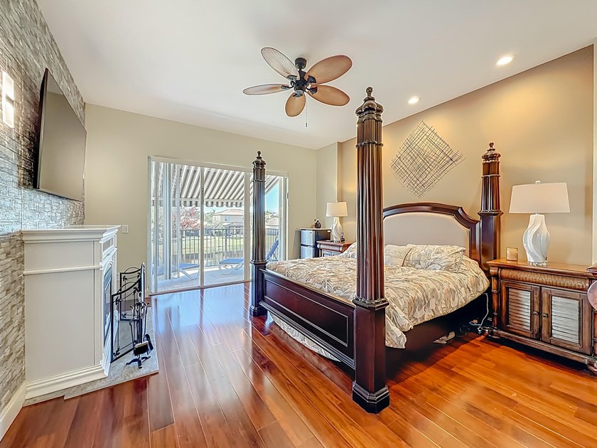 Spectacular 4 bedroom 3 full bath LAKE VIEW home in the - photo 38