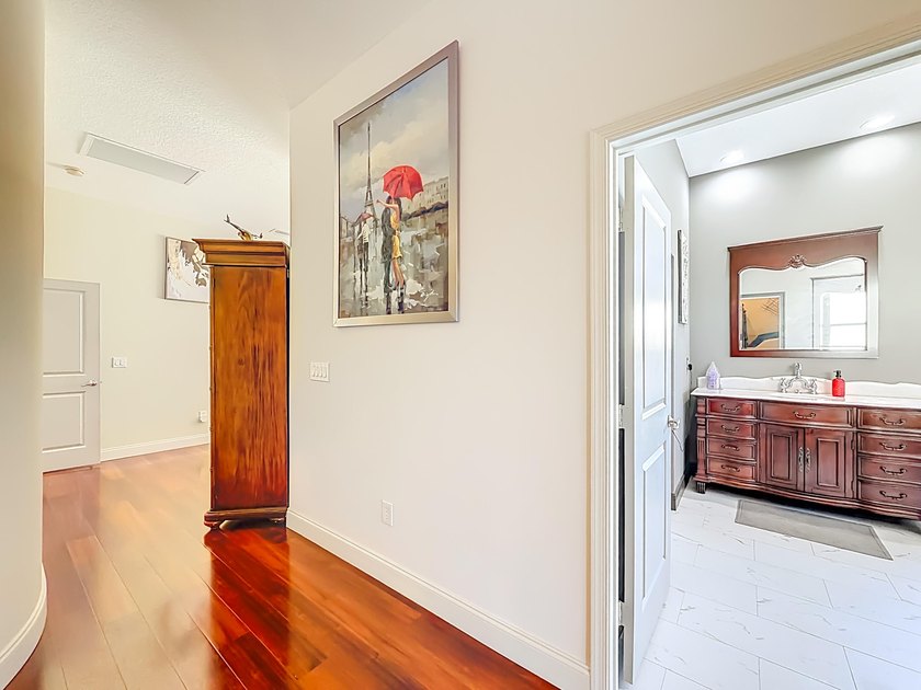Spectacular 4 bedroom 3 full bath LAKE VIEW home in the - photo 42