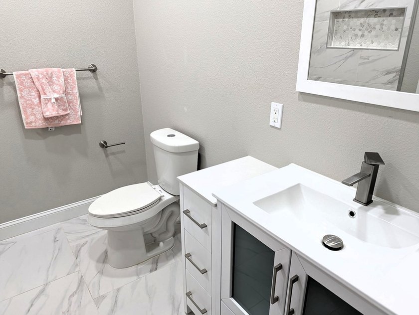 Welcome to where modern farmhouse style meets quality - photo 24