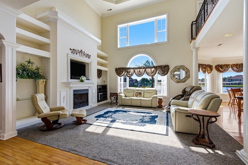 Luxury Waterfront Living with Private Pool in Plantation Lakes! - photo 41