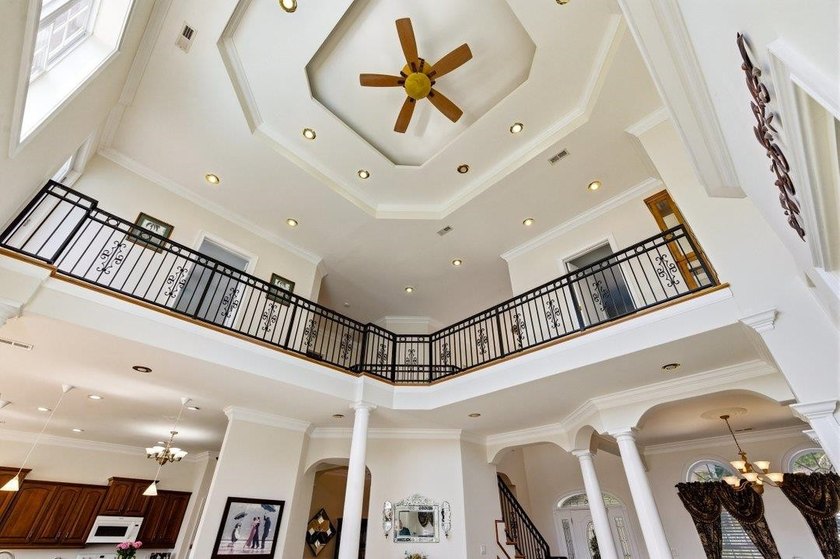 Luxury Waterfront Living with Private Pool in Plantation Lakes! - photo 44