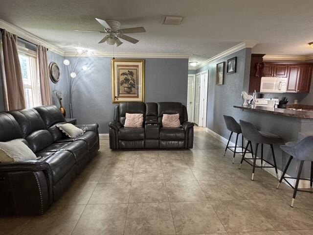 PRICE IS FIRM! Charming single family home with a big backyard - photo 5
