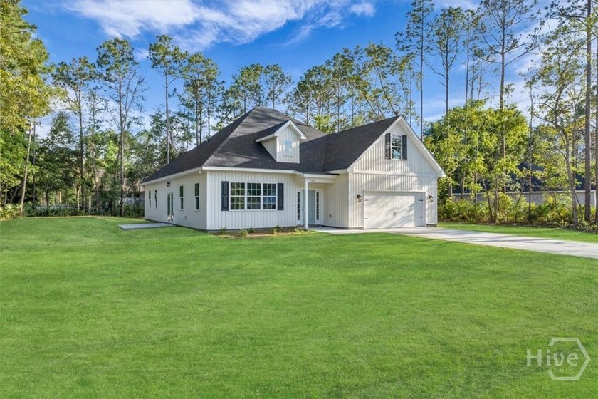 Welcome to your dream home in Half Moon Plantation, Midway - photo 3