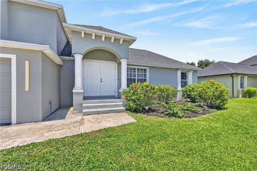 Move-In Ready Pool Home | No Flood Zone | Major Updates - photo 4