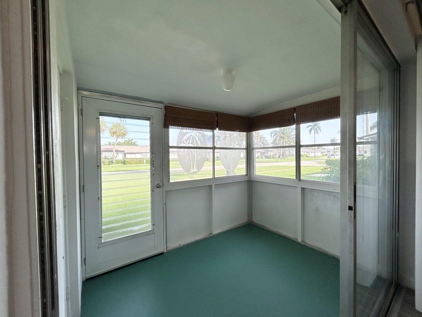 This 1 bedroom 1 bath Villa is like no other in the community - photo 27