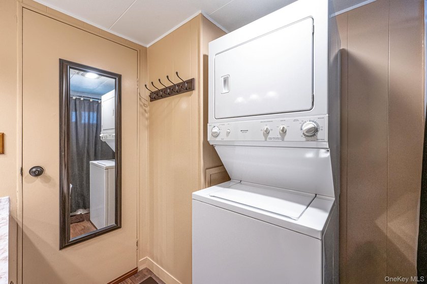 Charming 2-Bedroom Mobile Home in River Woods Welcome to this - photo 19