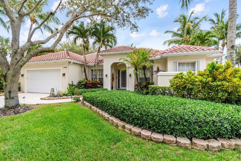 ONE OF A KIND LOT AND LAYOUT IN RIVERWALK! BRAND NEW ROOF - - photo 3