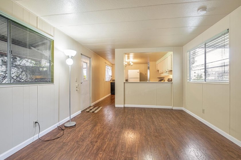 This well-maintained home presents a fantastic opportunity to - photo 9