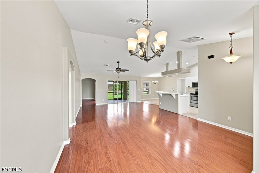 Welcome to this beautiful 3-bedroom, 2-bath home offering over 1 - photo 7