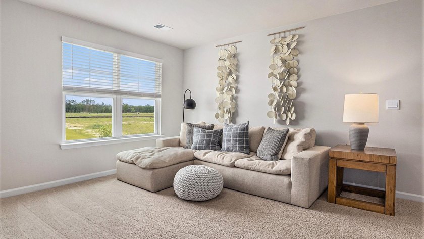 *4 bedroom, 2.5 baths *Open concept great room, dining room and - photo 19