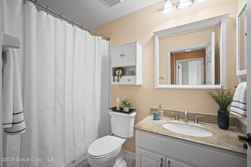 Pool Home + Cul-de-Sac + Oversized Lot! Welcome to this well - photo 30