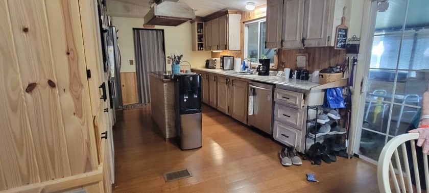 Best Deal in Meadowlea Village.....Welcome to your new home - photo 6