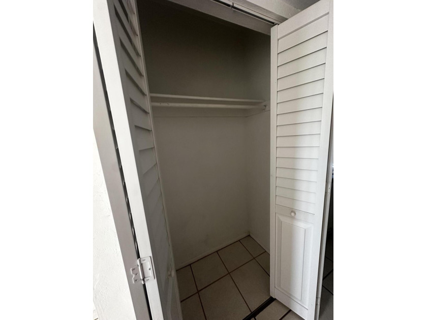 Welcome to this charming 1-bedroom, 1-bath condo offering the - photo 9