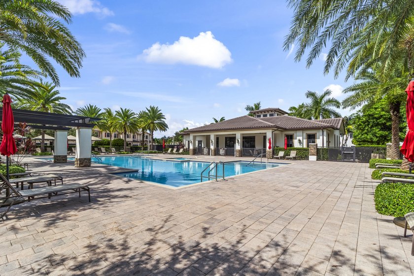 MOTIVATED SELLER - Bring all offers! Exquisite Mediterranean - photo 5