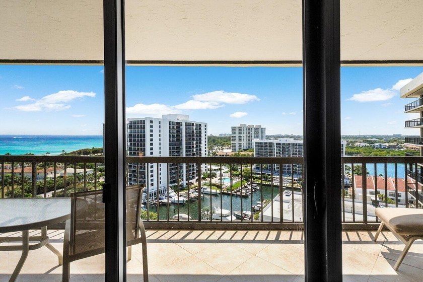 Ocean views and ALL ASSESSMENTS PAID. This high-floor - photo 4