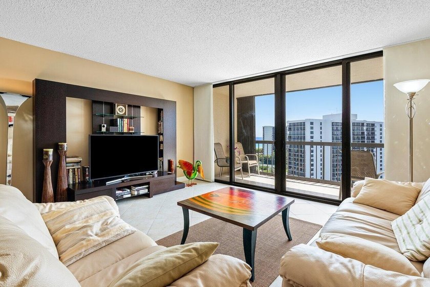 Ocean views and ALL ASSESSMENTS PAID. This high-floor - photo 5